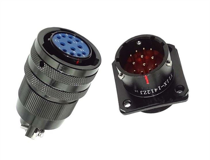 Høystrøm hann- og kvinnelig Pogo-pin-kontakt