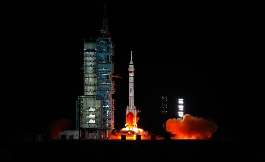 Shenzhou XIII vellykket lansert