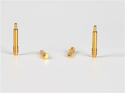 Fjærbelastede Pogo-pinner i gull