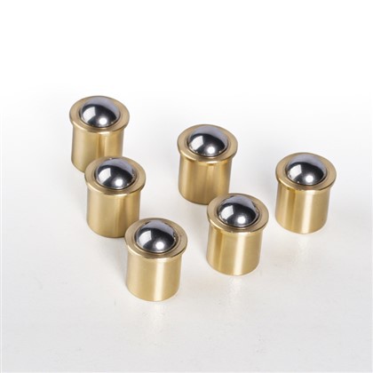 Multifunksjonell kule-punktnål